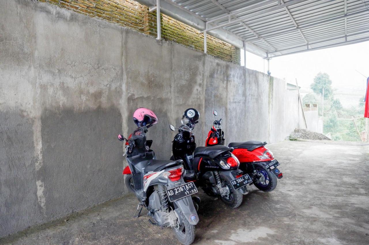 Reddoorz Near Candi Cetho Karanganyar Karanganyar  Exterior foto