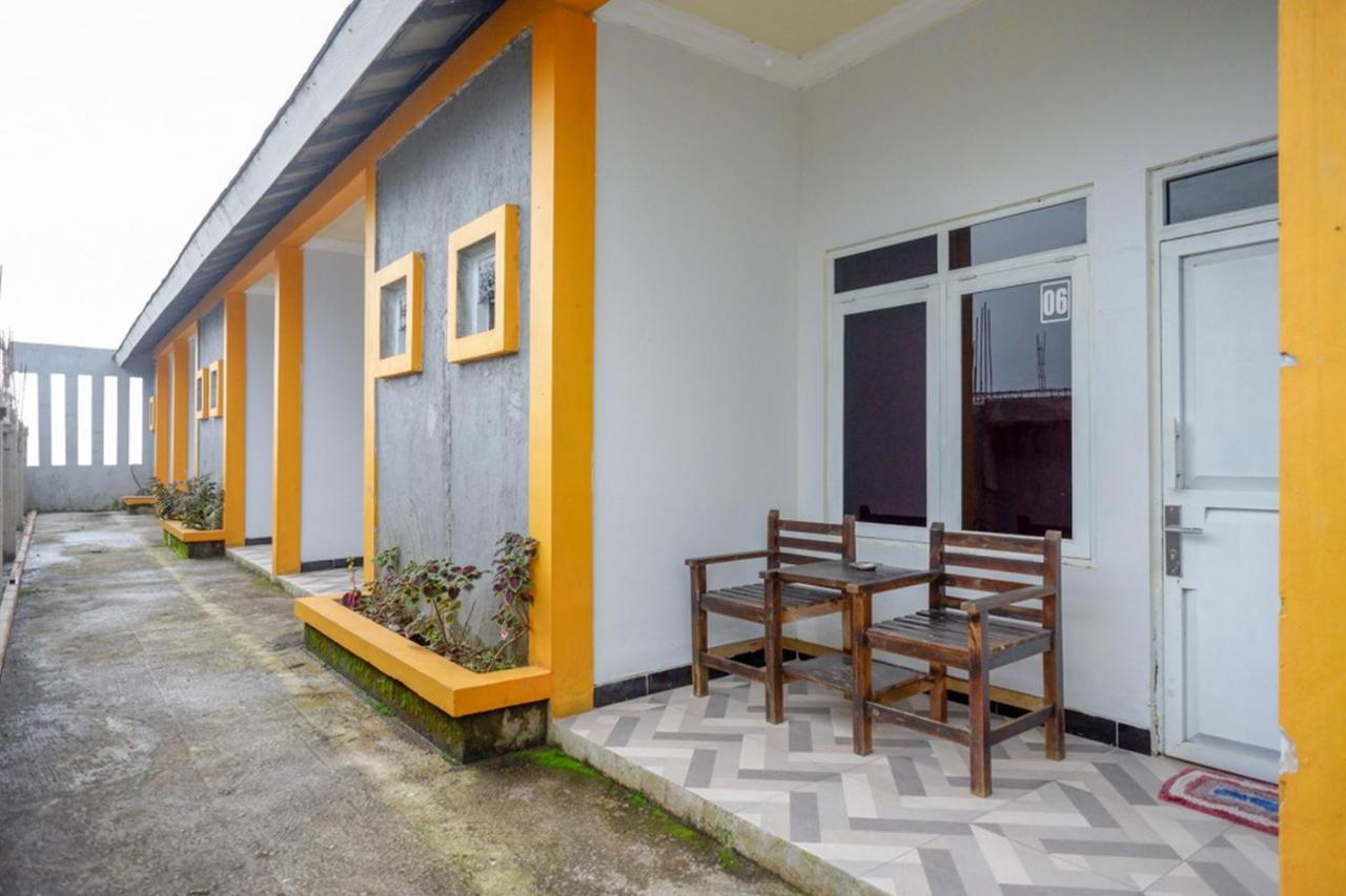 Reddoorz Near Candi Cetho Karanganyar Karanganyar  Exterior foto